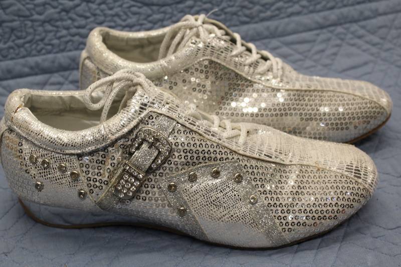 lot N-64 image: Stunning Womens Silver Sequin Sneakers with Buckle - Size 7