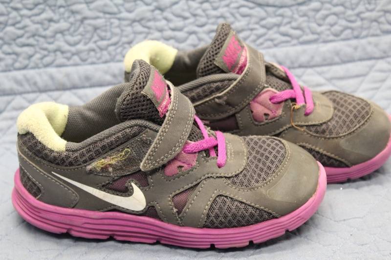 lot N-85 image: Used Kids Nike Air Glide 3 Sneakers Size 10