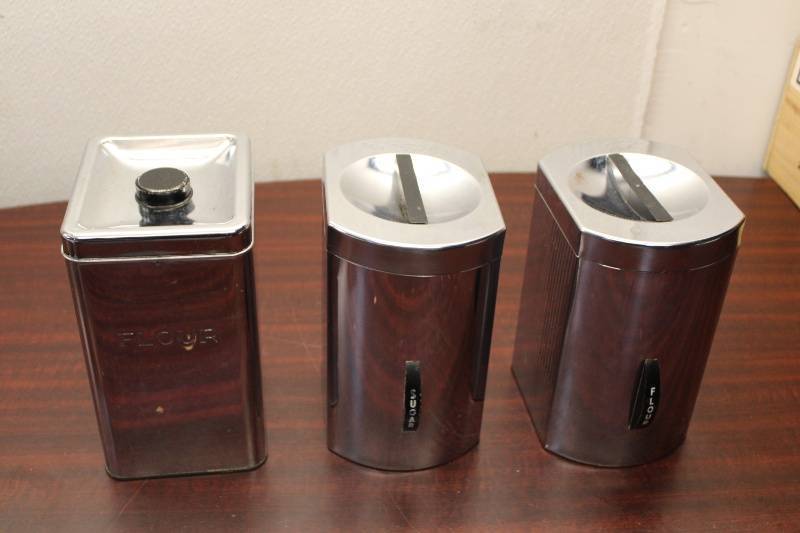 lot 32 image: Set of 3 Vintage Aluminum Canisters for Flour and Sugar Storage