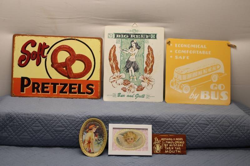 lot 708 image: Collection of 5 Vintage Decorative Signs and Frames