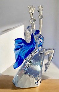 lot 302 image: Swarovski SCS Annual Edition 2002 Isadora of Magic