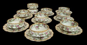 lot 169 image: Set of 8 Antique Theodore Haviland Limoges Fingertip Bowls with Under Plates