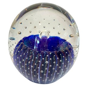 lot 152A image: Robert Eickholt Handblown Art Glass Paperweight