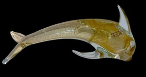 lot 351 image: Oggetti Murano Art Glass Dolphin Figurine