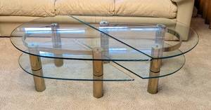lot 97 image: Vintage Contemporary Two Piece Brass and Glass Coffee Table