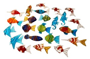 lot 216 image: Assorted Glass Fish Figurines