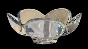 lot 217 image: Orrefors Five Petal Crystal Tulip Bowl