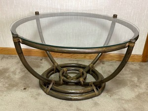 lot 250 image: Vintage Round Rattan Glass Top Table