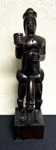 lot 288 image: Vintage Wooden Sculpture