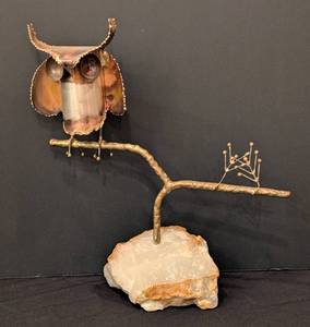 lot 95 image: Curtis Jere Owl on Branch Sculpture