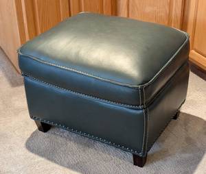 lot 105 image: Dark Green Leather Ottoman