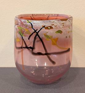 lot 324H image: Small Hand Blown Hot Winds Art Glass Bowl