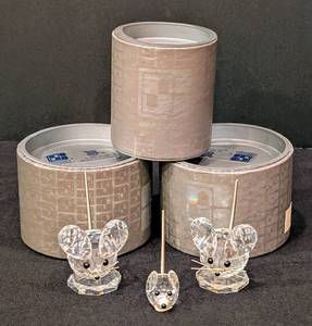 lot 148 image: Three Swarovski Crystal Mouse Figurines