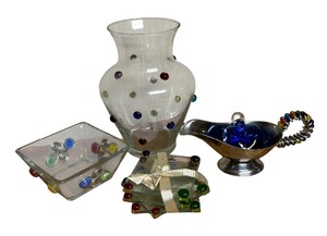 lot 542 image: Decorative Vase, Bowl, Coasters, Gravy Boat and Handblown Glass Heart Figurine