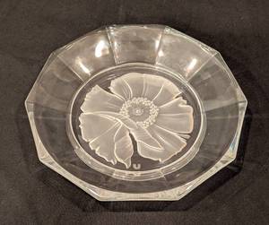 lot 422 image: Emanuel Ungaro Etched Crystal Flower Dish