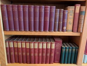 lot 439 image: Assorted Vintage Books and Sets