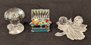 lot 470 image: Assorted Swarovski Crystal Figurines