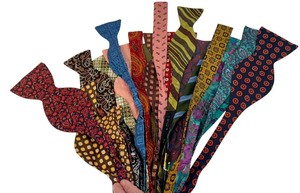 lot 396 image: Assorted Retro Bowties