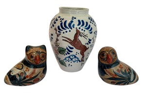 lot 387 image: Vintage Mexican Pottery Vase and Pair of Mexican Pottery Owl Figurines