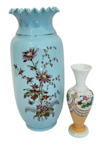 lot 383 image: Two Antique Glass Vases
