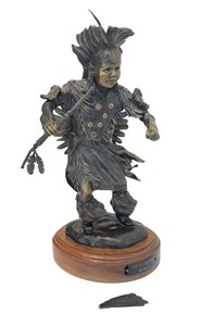 lot 377 image: Bill Girard Bronze Sculpture Grasshopper