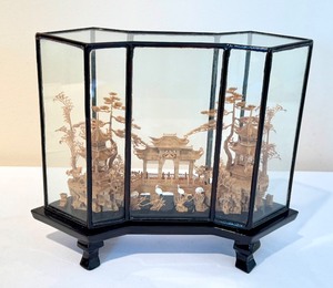 lot 203 image: Vintage Asian Cork Diorama
