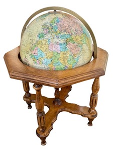 lot 35 image: Vintage Replogle Heirloom Illuminated Globe and Wood Stand