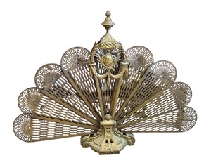lot 130 image: Beautiful Brass Peacock Fan Fireplace Screen