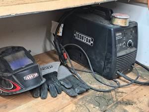 lot 14 image: Ironton Flux Core 125 Wire Feed Welder with Ironton Welders Helmet , Gravel Gear Welders Gloves and One Spool of Hobart Gasless Flux-Cored Wire .035 2-lb AWS A5.20 Alloy E71T-11 (new)