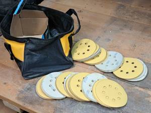 lot 58 image: DeWalt Tool Bag with Assorted Sanding Discs