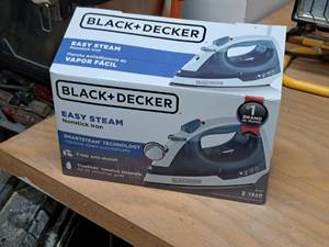 lot 71 image: Black & Decker Easy Steam Nonstick Steam Iron (New )