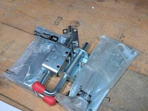 lot 119 image: Lot of  Everbilt Assorted Gate Latches and Clasps