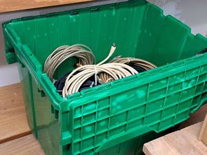 lot 126 image: Lot of (1 Tote) Assorted AV Cables
