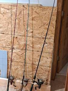 lot 128 image: Lot of (3) Fishing RodReel Combos