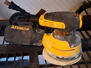 lot 161 image: DeWalt Random Orbit Palm Sander DWE6423