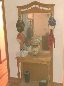 lot 182 image: Side Table with Mirror