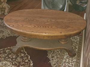 lot 187 image: Oval Coffee Table