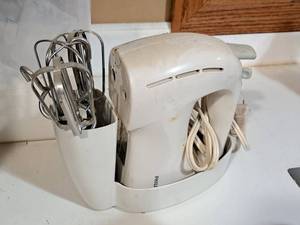 lot 223 image: Phillips Household Mixer with Base and Accessories