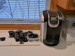 lot 226 image: Keurig 2 Household Coffee Maker with Extra Cups