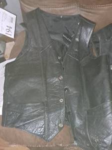 lot 250 image: Size Large-Tall Mens Leather Vest