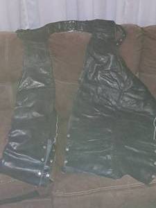 lot 253 image: Interstate Leather IL Classic Originals Size Medium Mens Leather Chaps