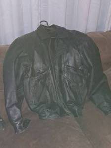 lot 254 image: Phase 2 Size Large-Tall Mens Leather Jacket