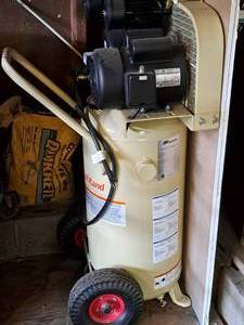 lot 12 image: Ingersoll Rand 20-Gallon 2-HP Air Compressor P1.5IU-A9