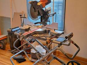 lot 9 image: Ridgid 12 Miter Saw R4222