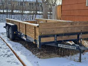 lot 2 image: 2014 Gatormade 20 Dual Axle Flatbed Trailer