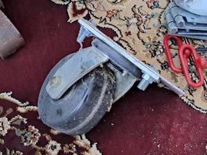 lot 262 image: Heavy Duty 6 Caster