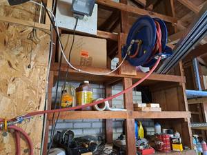 lot 270 image: Coxreels Retractable Air Hose Reel  Mounted P-LP-350-RH-BXH