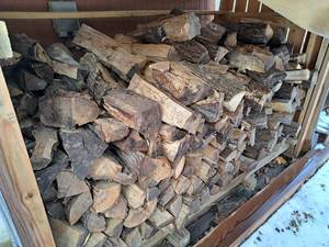 lot 888 image: Pile of Pre-Cut Firewood 4x8x4
