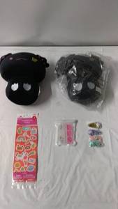 lot 133 image: Set of 2 Plush Toy Pillows with Decorative Stickers