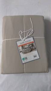 lot 194 image: Swift Home TwinTwin XL Duvet Cover Set - Prewashed Crinkle Reversible
